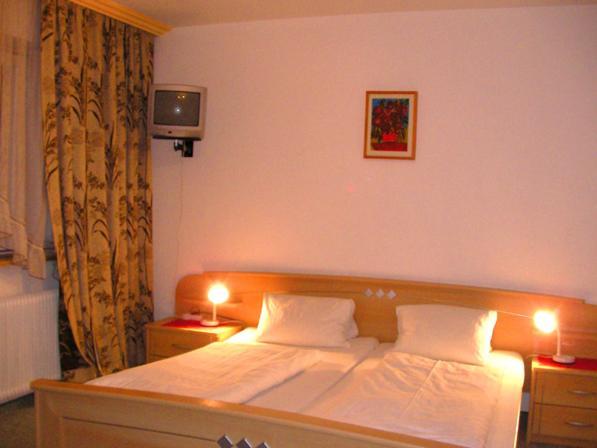 Hotel Sonnhof Wiesing Eksteriør billede